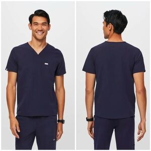 Figs Chisec Three-Pocket Navy Scrub Top™ (Size L)